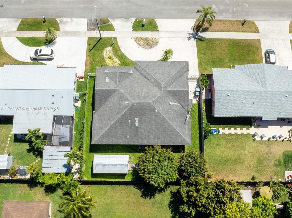 Recently Sold: $675,000 (4 beds, 3 baths, 2460 Square Feet)