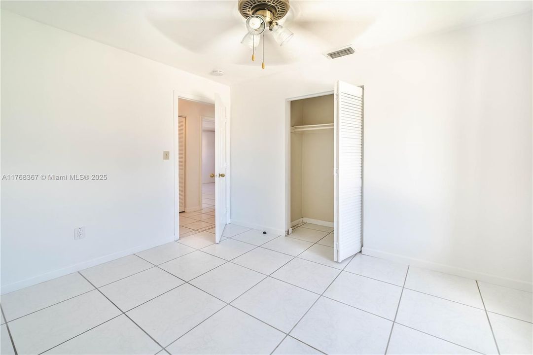 Recently Sold: $675,000 (4 beds, 3 baths, 2460 Square Feet)