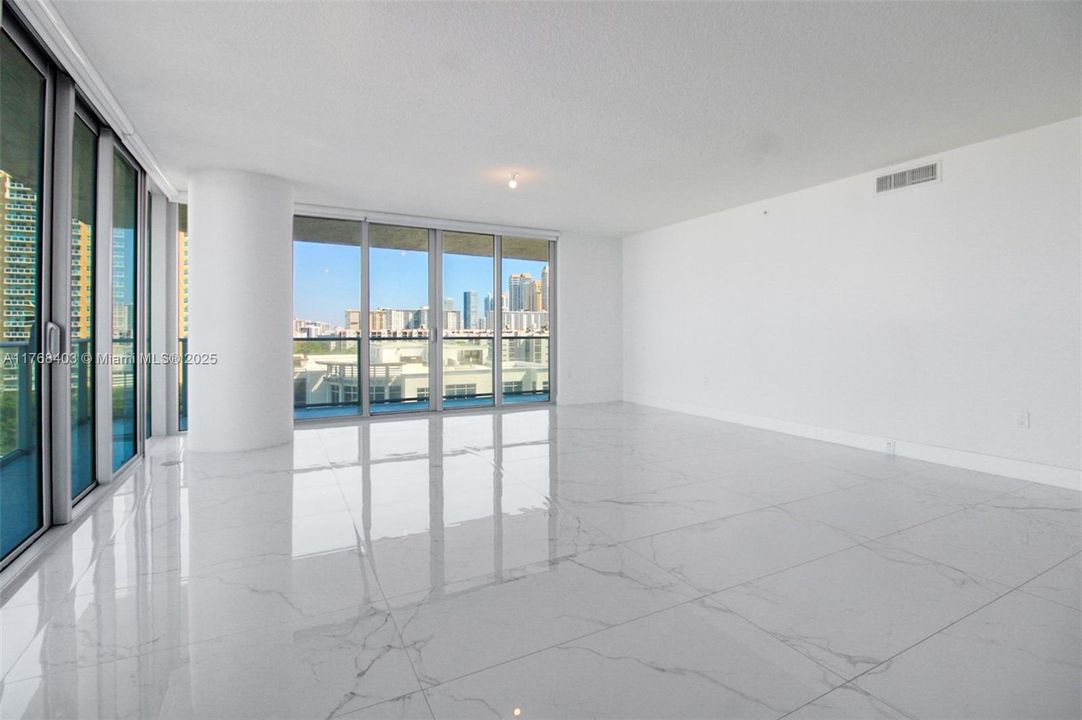 For Sale: $1,299,000 (3 beds, 3 baths, 1892 Square Feet)