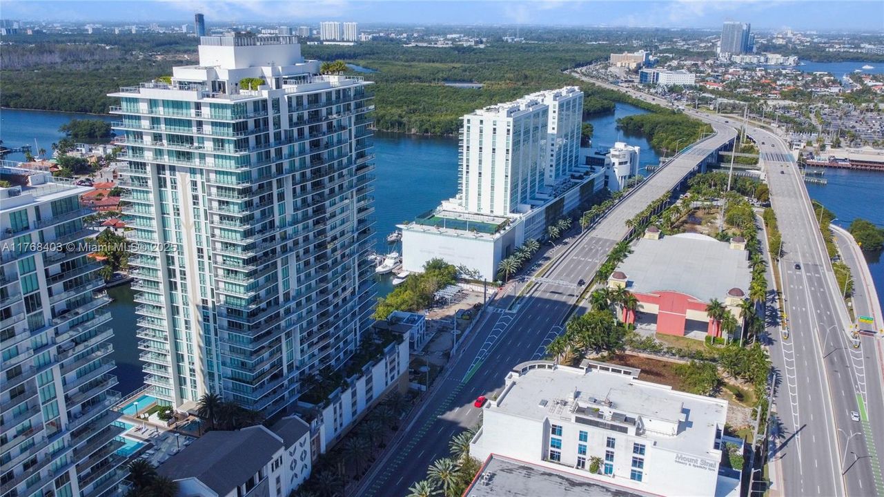 For Sale: $1,299,000 (3 beds, 3 baths, 1892 Square Feet)