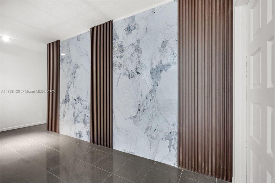 Recently Sold: $859,000 (3 beds, 2 baths, 2996 Square Feet)