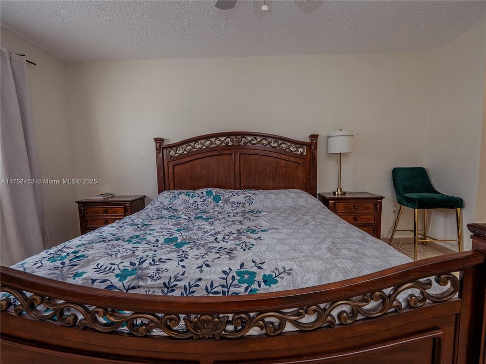 Недавно арендовано: $2,200 (1 спален, 1 ванн, 730 Квадратных фут)