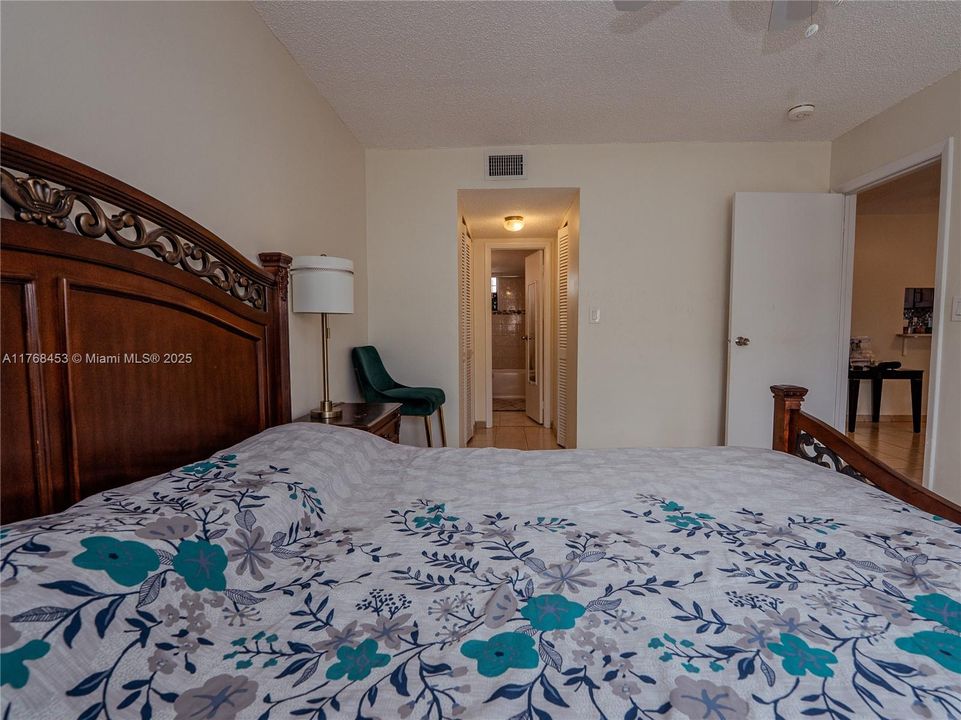 Недавно арендовано: $2,200 (1 спален, 1 ванн, 730 Квадратных фут)