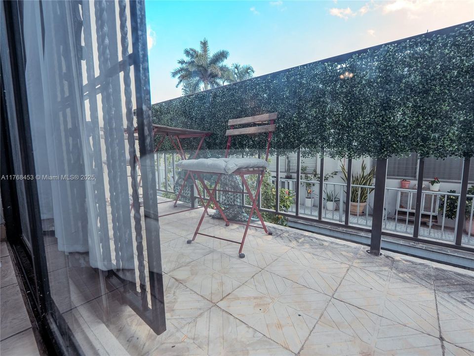 Недавно арендовано: $2,200 (1 спален, 1 ванн, 730 Квадратных фут)