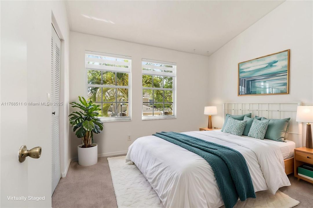 Vendido Recientemente: $356,921 (2 camas, 2 baños, 1024 Pies cuadrados)