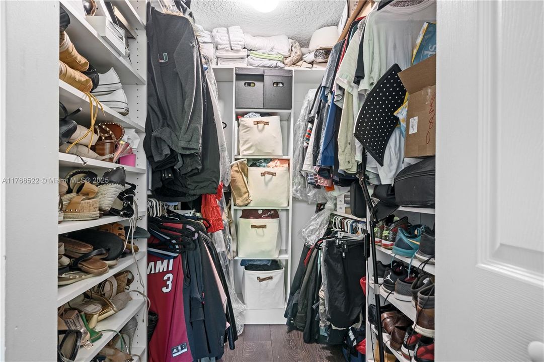 Vendido Recientemente: $525,000 (3 camas, 2 baños, 0 Pies cuadrados)