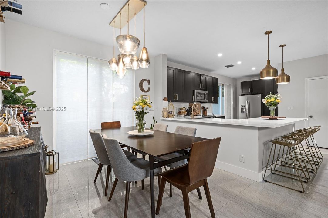 Vendido Recientemente: $525,000 (3 camas, 2 baños, 0 Pies cuadrados)