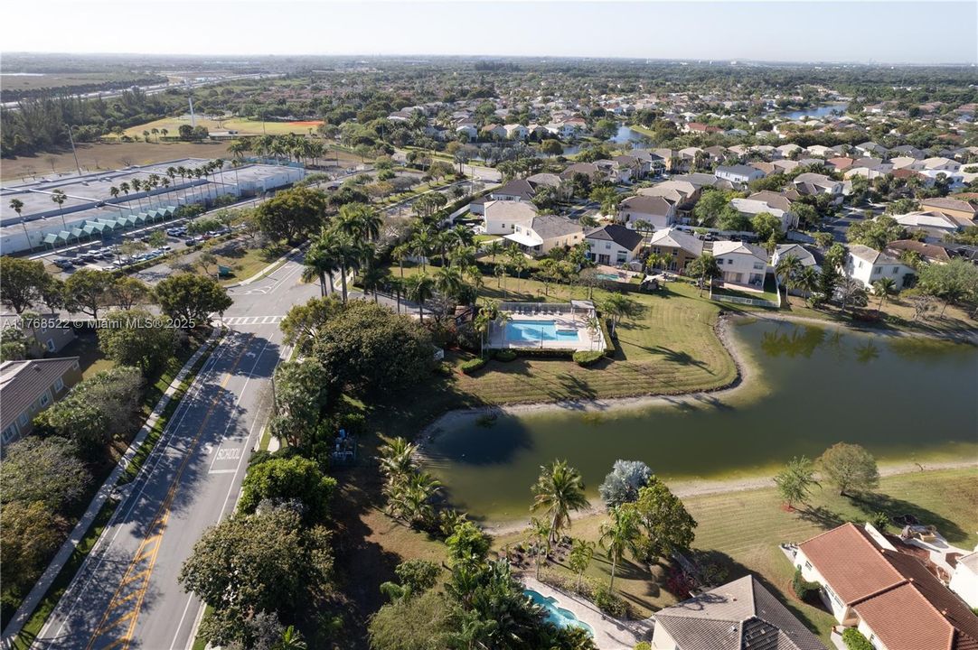 Vendido Recientemente: $525,000 (3 camas, 2 baños, 0 Pies cuadrados)