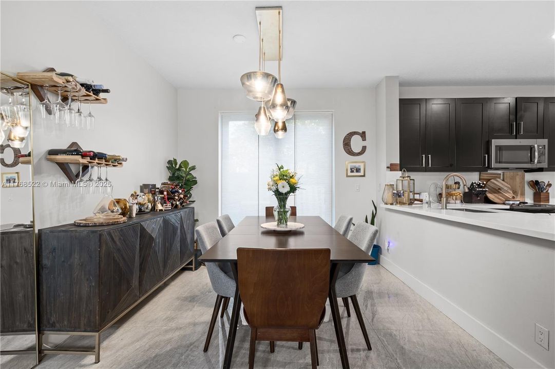 Vendido Recientemente: $525,000 (3 camas, 2 baños, 0 Pies cuadrados)