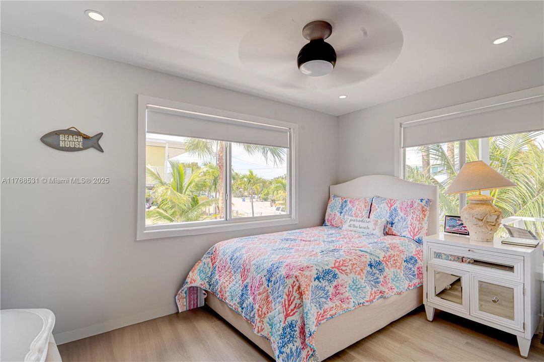 Recently Sold: $1,599,000 (4 beds, 2 baths, 0 Square Feet)