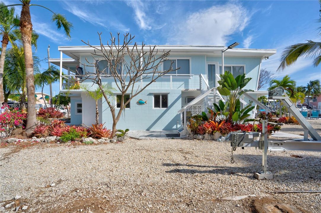 Recently Sold: $1,599,000 (4 beds, 2 baths, 0 Square Feet)