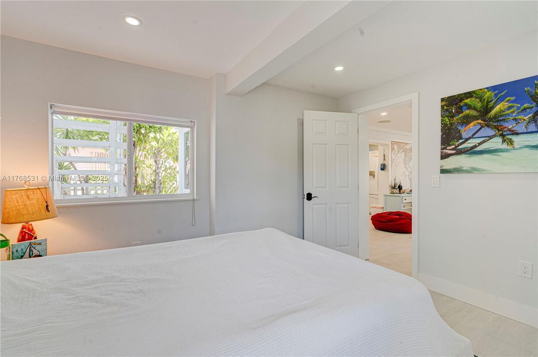 Recently Sold: $1,599,000 (4 beds, 2 baths, 0 Square Feet)