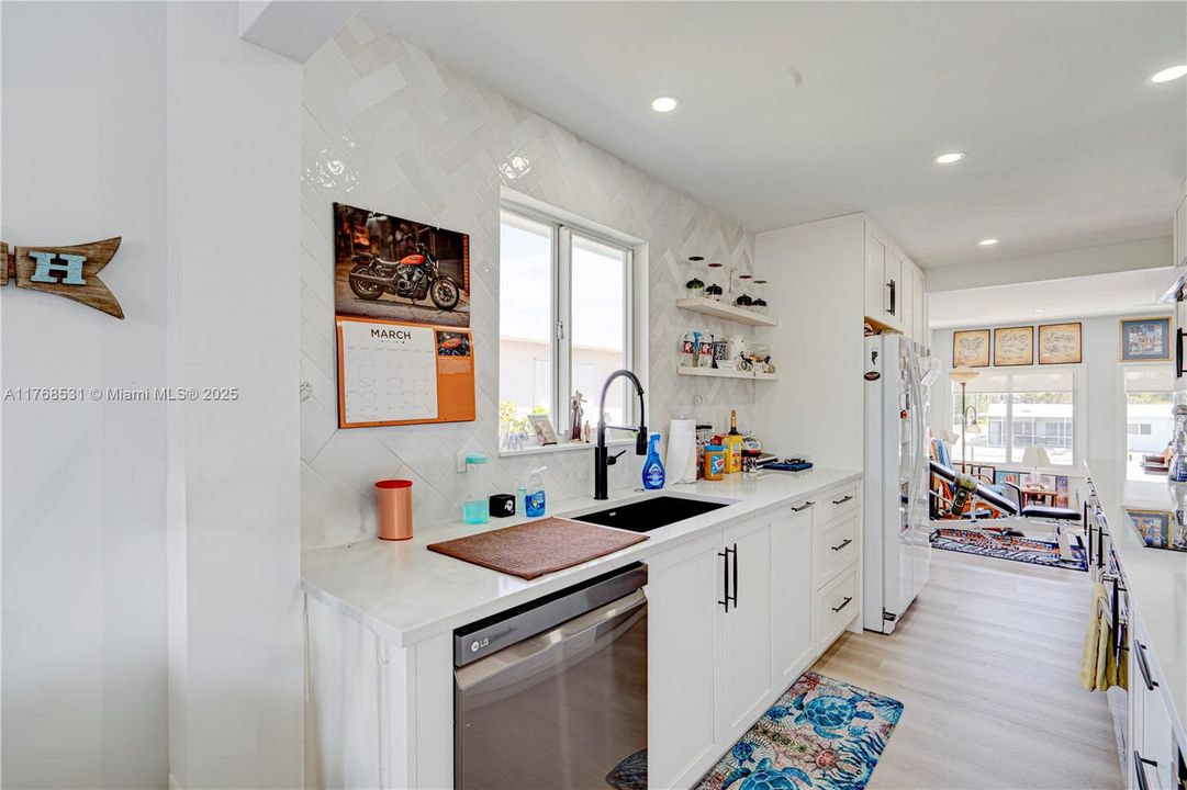 Recently Sold: $1,599,000 (4 beds, 2 baths, 0 Square Feet)