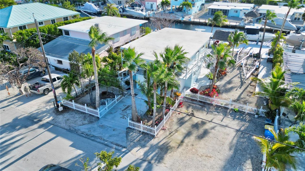 Recently Sold: $1,599,000 (4 beds, 2 baths, 0 Square Feet)