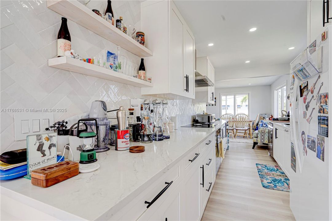 Recently Sold: $1,599,000 (4 beds, 2 baths, 0 Square Feet)