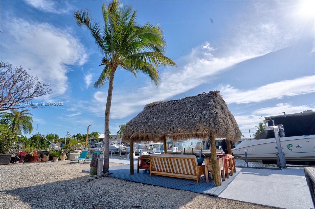 Recently Sold: $1,599,000 (4 beds, 2 baths, 0 Square Feet)