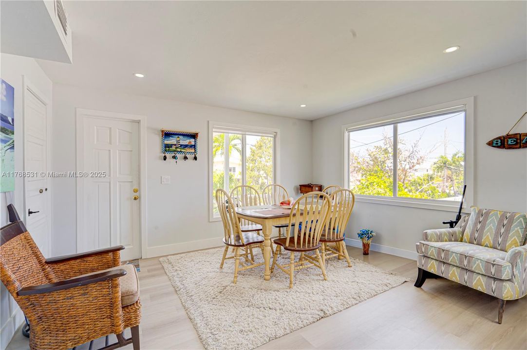 Recently Sold: $1,599,000 (4 beds, 2 baths, 0 Square Feet)