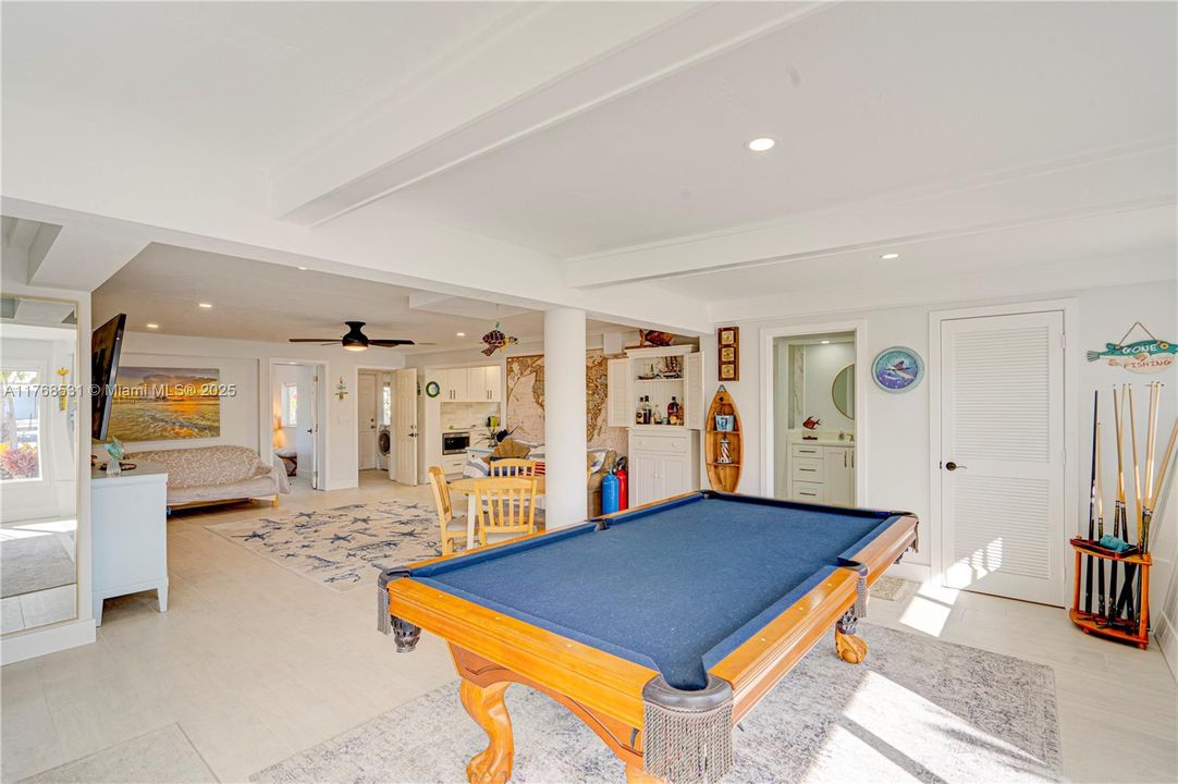 Recently Sold: $1,599,000 (4 beds, 2 baths, 0 Square Feet)