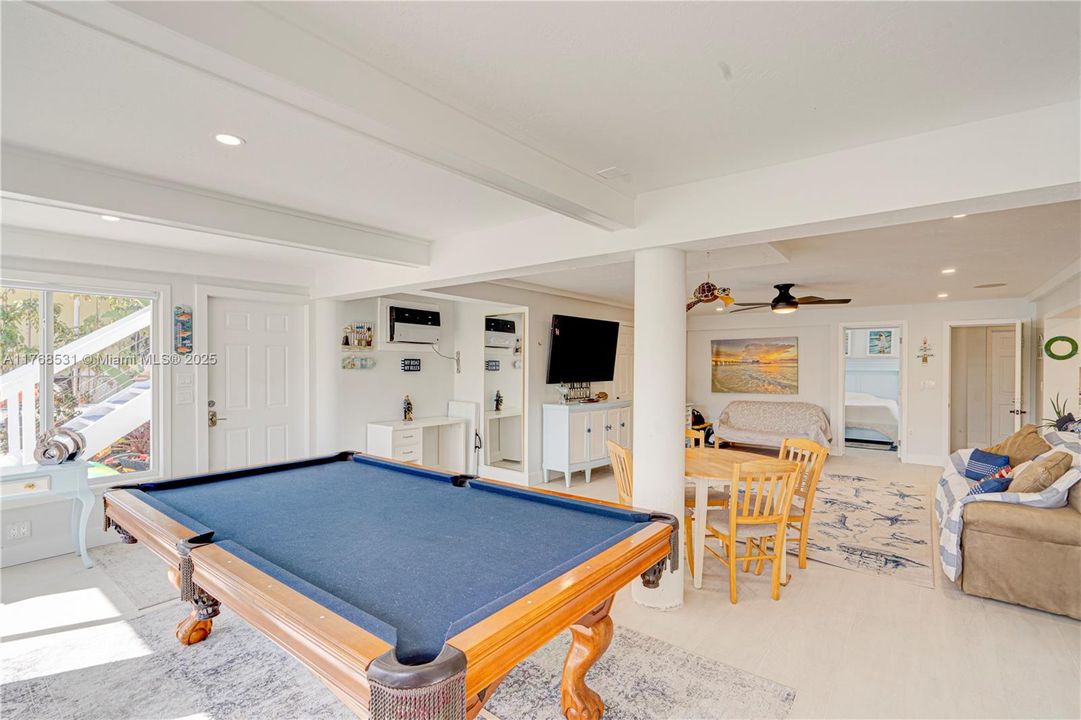 Recently Sold: $1,599,000 (4 beds, 2 baths, 0 Square Feet)