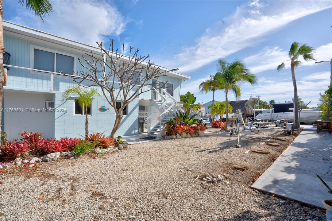 Recently Sold: $1,599,000 (4 beds, 2 baths, 0 Square Feet)