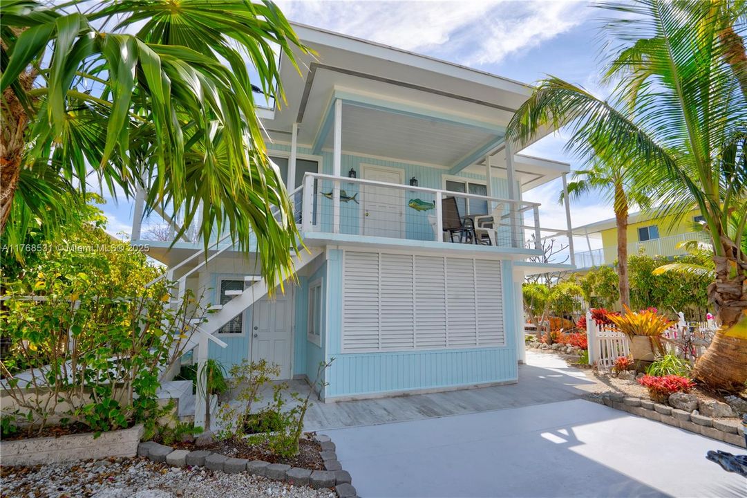 Recently Sold: $1,599,000 (4 beds, 2 baths, 0 Square Feet)