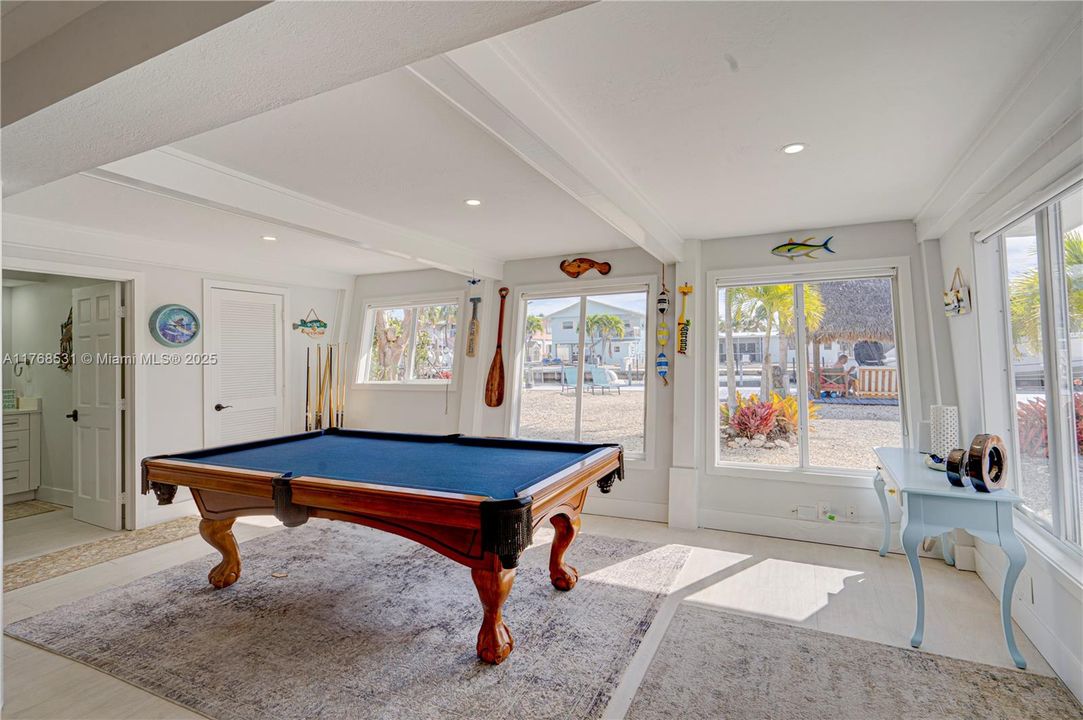 Recently Sold: $1,599,000 (4 beds, 2 baths, 0 Square Feet)