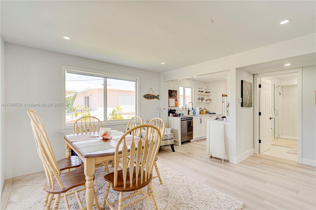 Recently Sold: $1,599,000 (4 beds, 2 baths, 0 Square Feet)