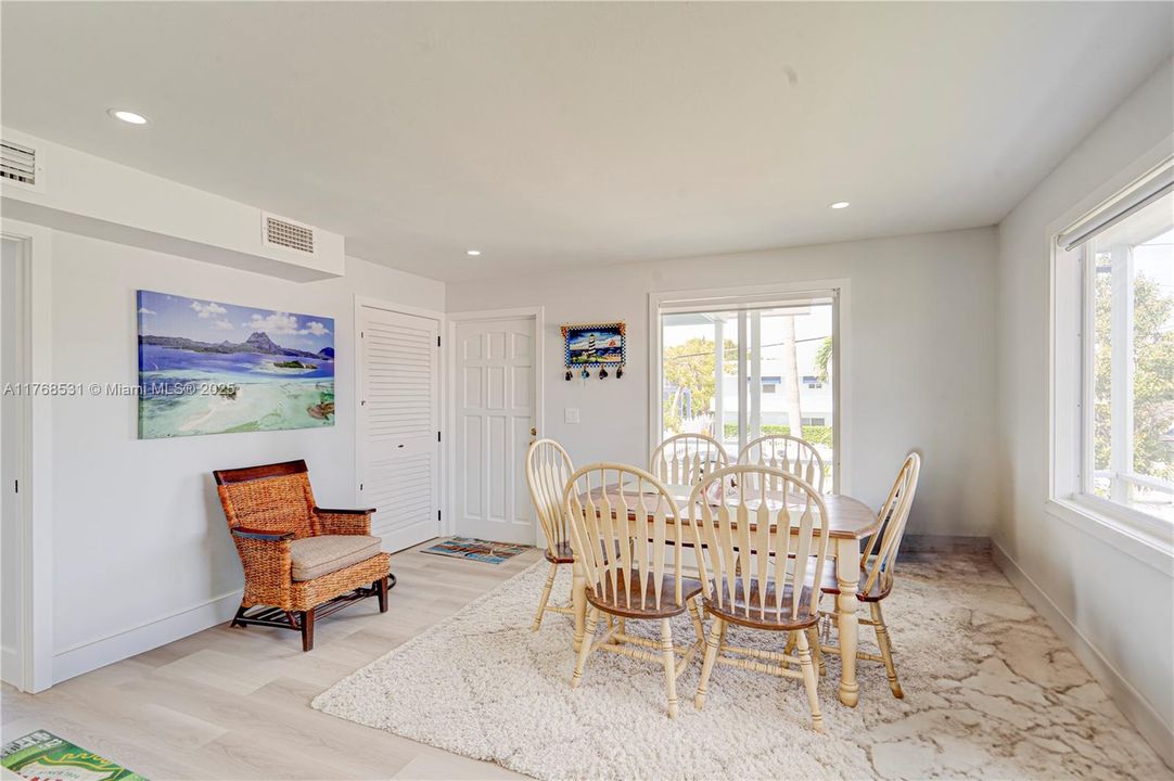 Recently Sold: $1,599,000 (4 beds, 2 baths, 0 Square Feet)