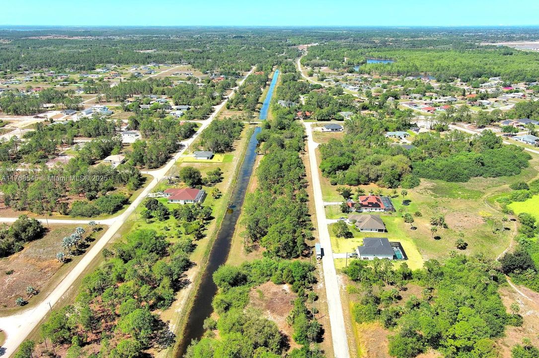 最近售出: $31,000 (0.31 acres)