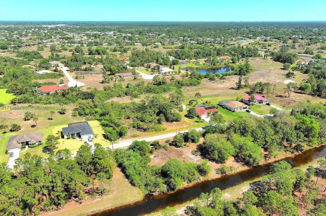 最近售出: $31,000 (0.31 acres)