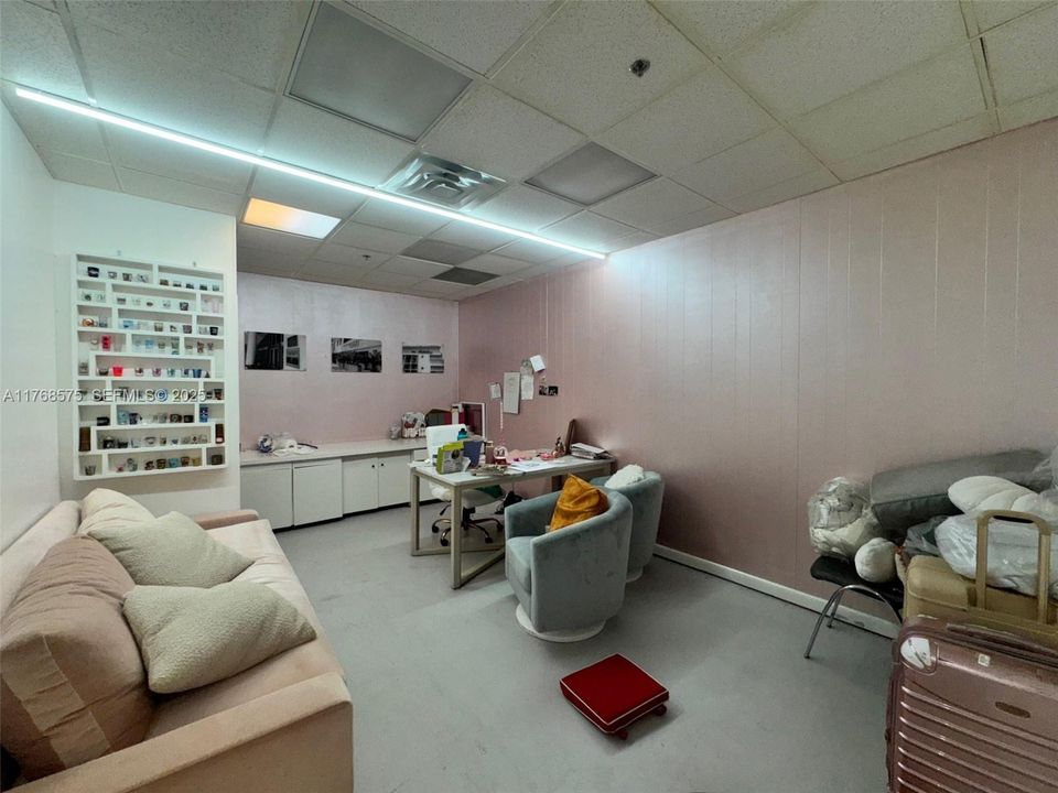 На продажу: $1,250,000 (0 спален, 0 ванн, 0 Квадратных фут)