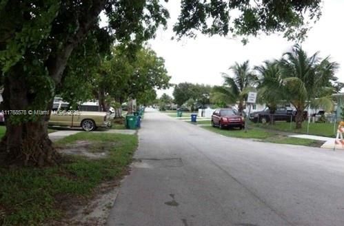 For Sale: $672,500 (4 beds, 4 baths, 2070 Square Feet)