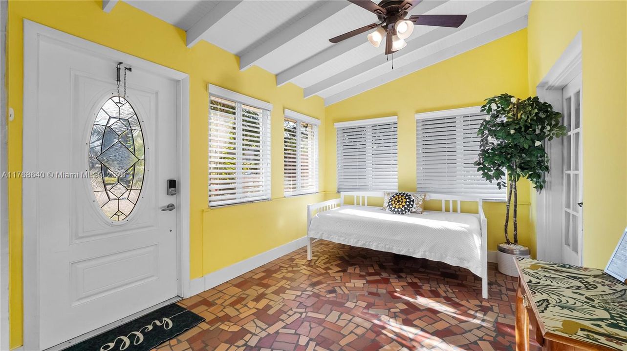 Vendido Recientemente: $999,000 (0 camas, 0 baños, 3161 Pies cuadrados)