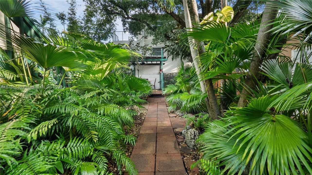 Vendido Recientemente: $999,000 (0 camas, 0 baños, 3161 Pies cuadrados)