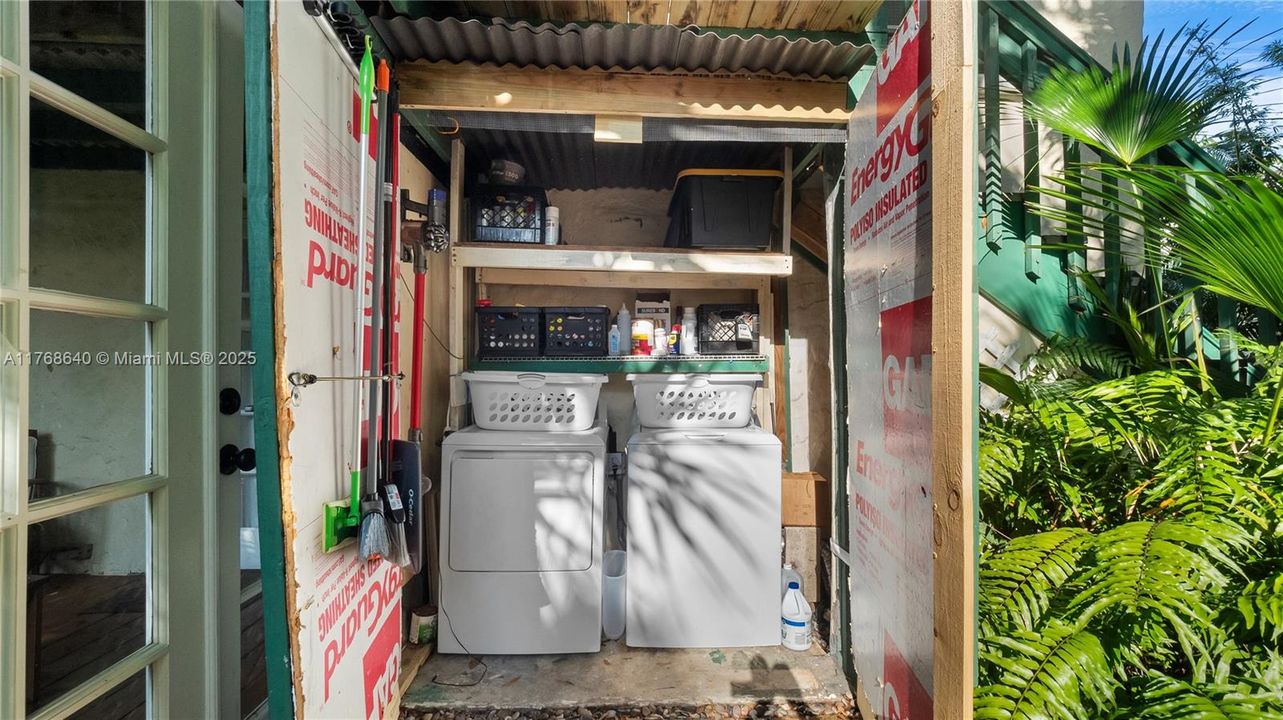 Vendido Recientemente: $999,000 (0 camas, 0 baños, 3161 Pies cuadrados)