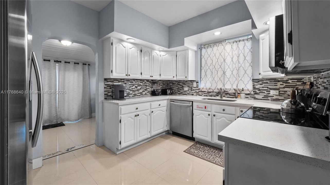 Vendido Recientemente: $999,000 (0 camas, 0 baños, 3161 Pies cuadrados)