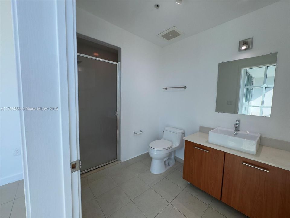 最近租的: $2,599 (0 贝兹, 1 浴室, 632 平方英尺)