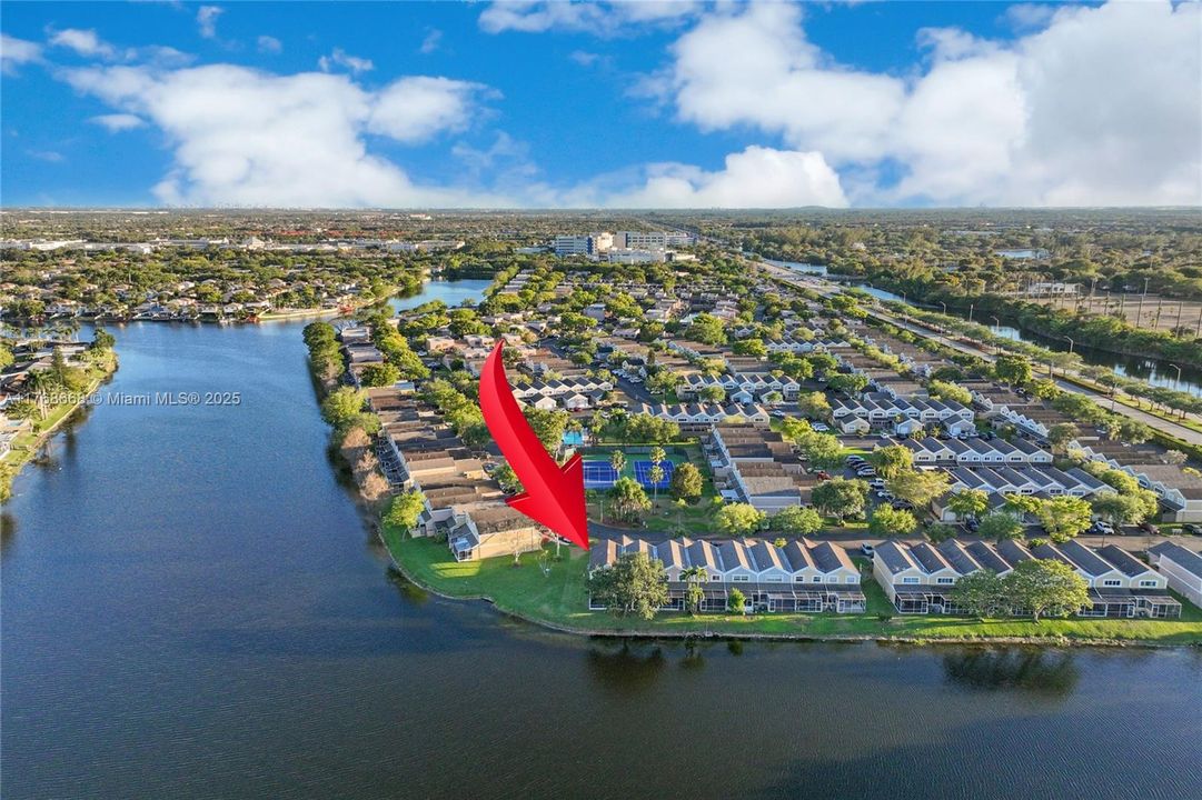 最近售出: $449,900 (3 贝兹, 3 浴室, 1802 平方英尺)