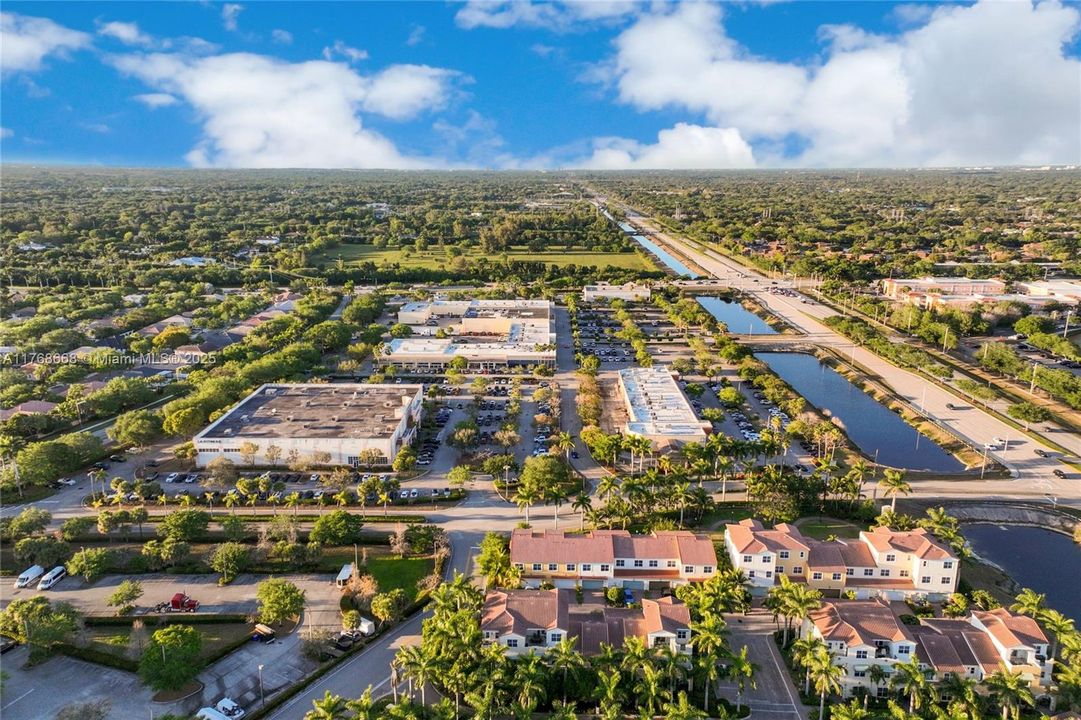 最近售出: $449,900 (3 贝兹, 3 浴室, 1802 平方英尺)