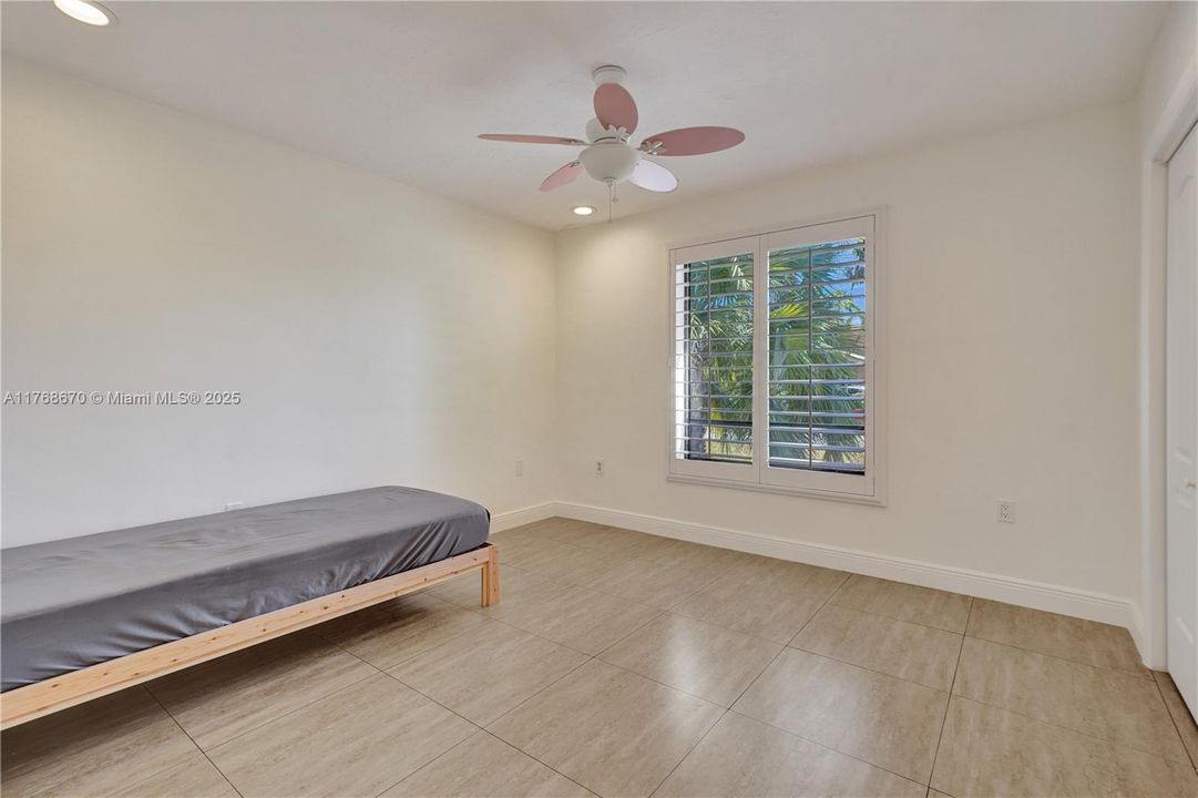 Recently Sold: $1,299,000 (4 beds, 2 baths, 2447 Square Feet)