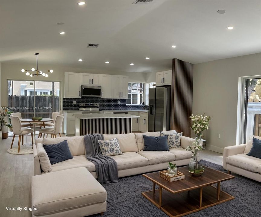 Vendido Recientemente: $569,000 (3 camas, 2 baños, 1330 Pies cuadrados)