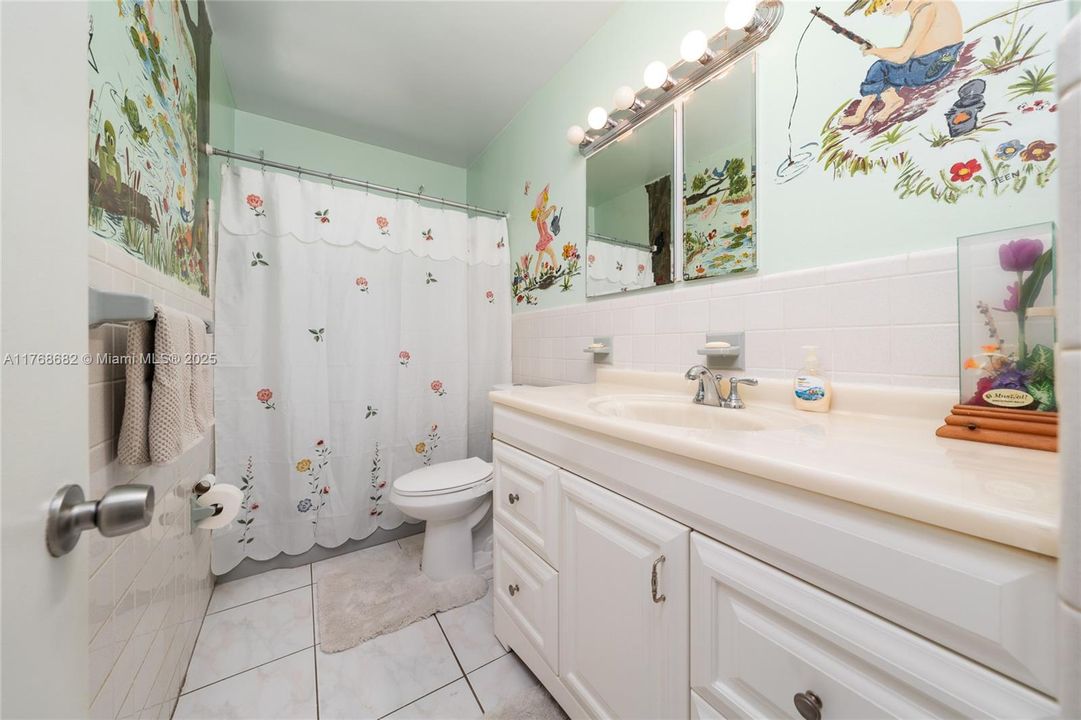 最近售出: $499,800 (3 贝兹, 2 浴室, 1742 平方英尺)