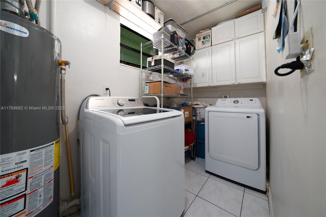 最近售出: $499,800 (3 贝兹, 2 浴室, 1742 平方英尺)