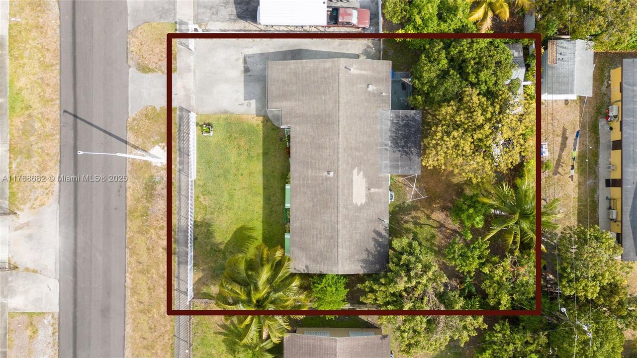 最近售出: $499,800 (3 贝兹, 2 浴室, 1742 平方英尺)