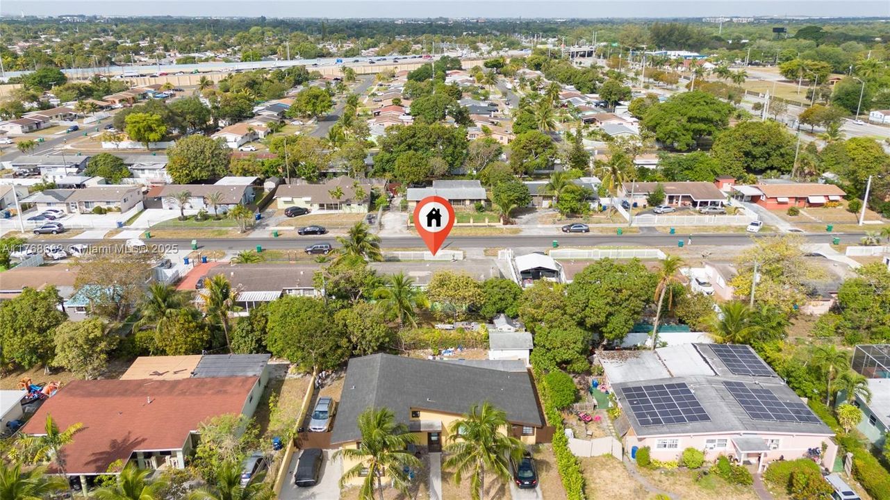 最近售出: $499,800 (3 贝兹, 2 浴室, 1742 平方英尺)