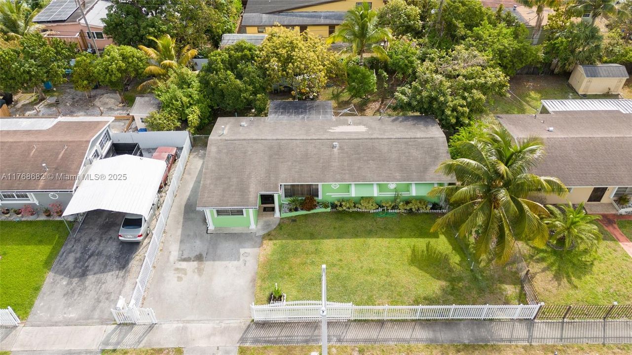 最近售出: $499,800 (3 贝兹, 2 浴室, 1742 平方英尺)