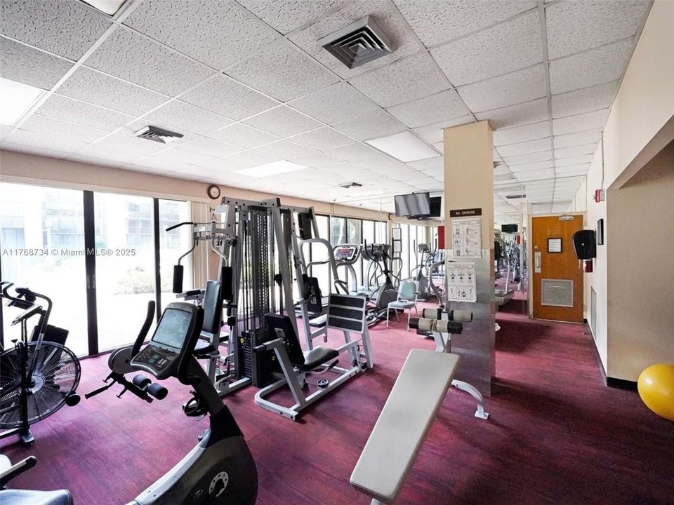 Recently Sold: $269,000 (1 beds, 1 baths, 1008 Square Feet)