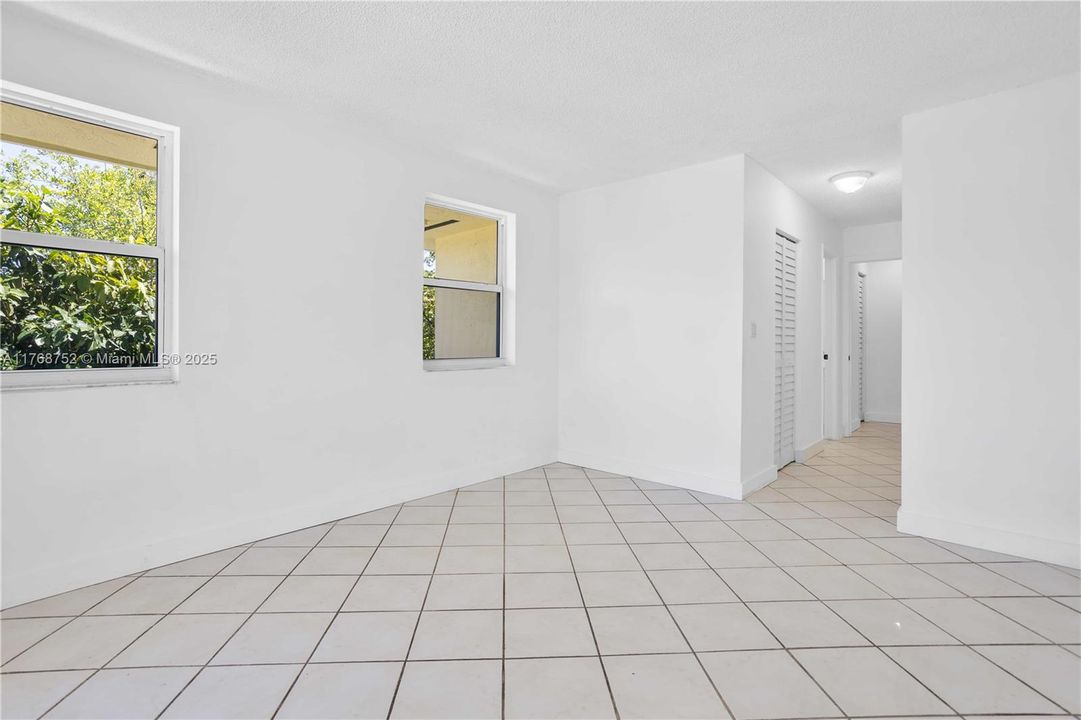 待售: $1,399,000 (0 贝兹, 0 浴室, 4350 平方英尺)