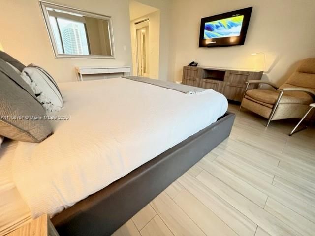 待售: $775,000 (3 贝兹, 3 浴室, 1577 平方英尺)