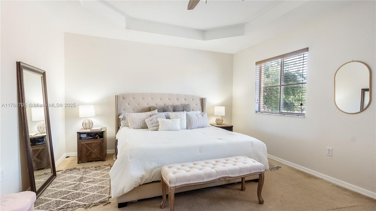 Vendido Recientemente: $510,000 (4 camas, 3 baños, 2190 Pies cuadrados)